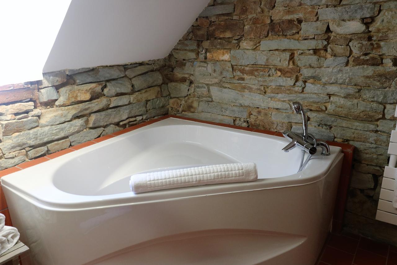 Cottage Du Manoir De Tregaray Sixt-sur-Aff Dış mekan fotoğraf