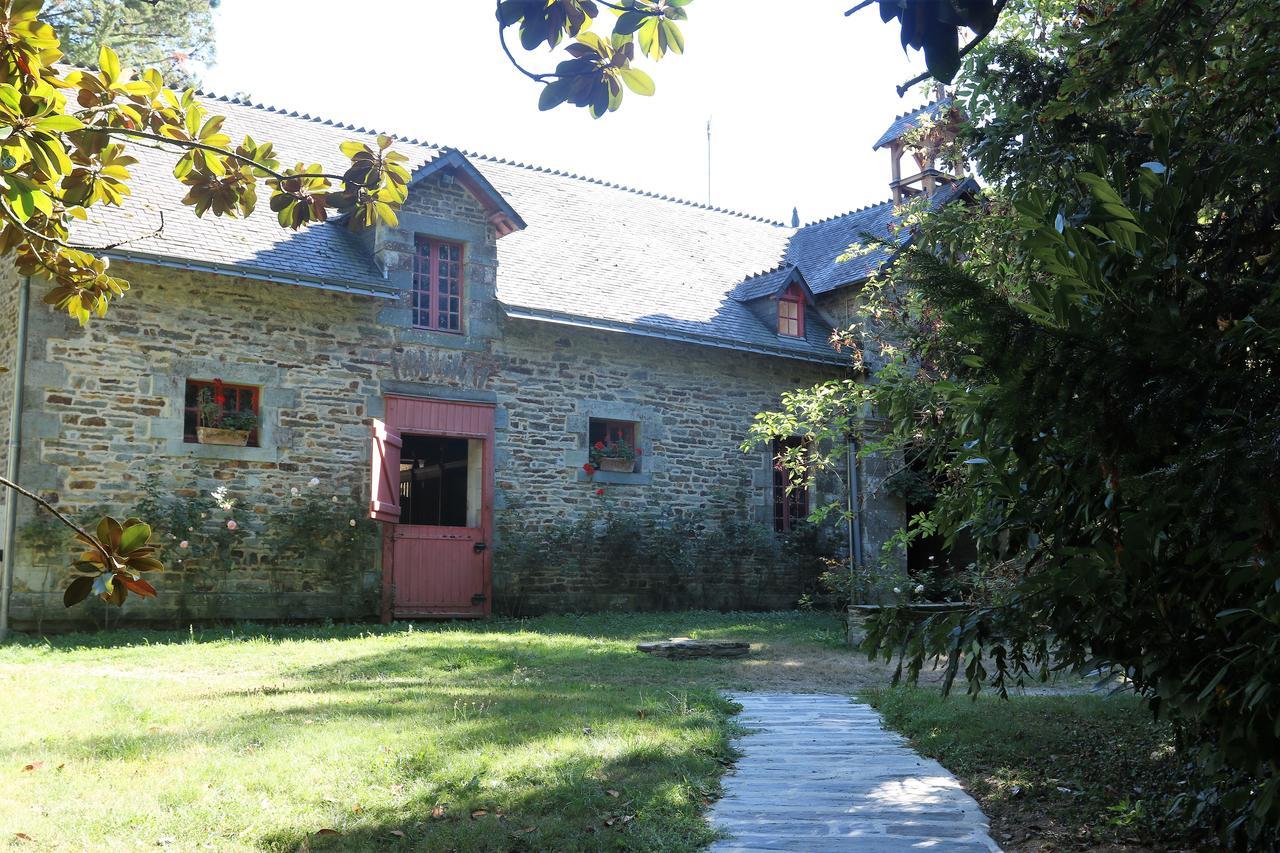 Cottage Du Manoir De Tregaray Sixt-sur-Aff Dış mekan fotoğraf