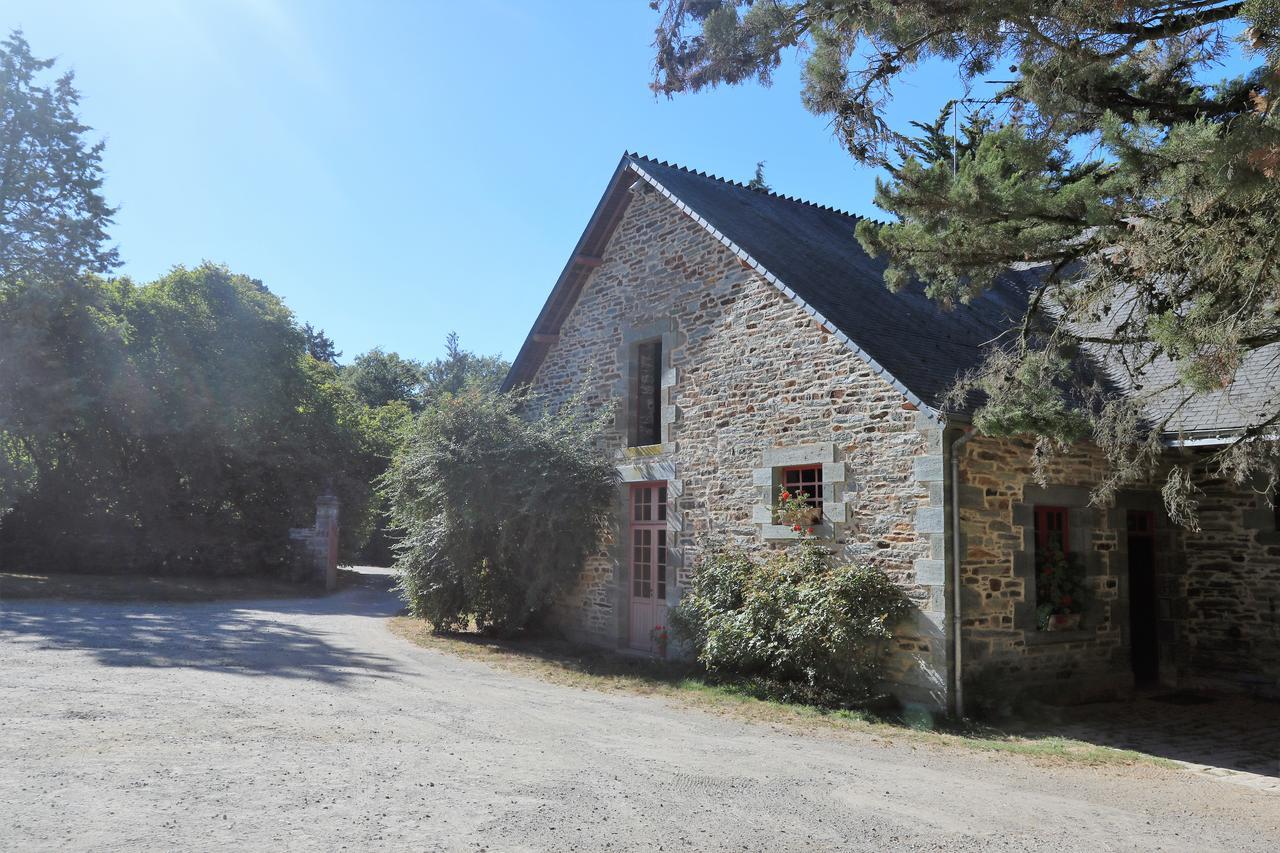 Cottage Du Manoir De Tregaray Sixt-sur-Aff Dış mekan fotoğraf