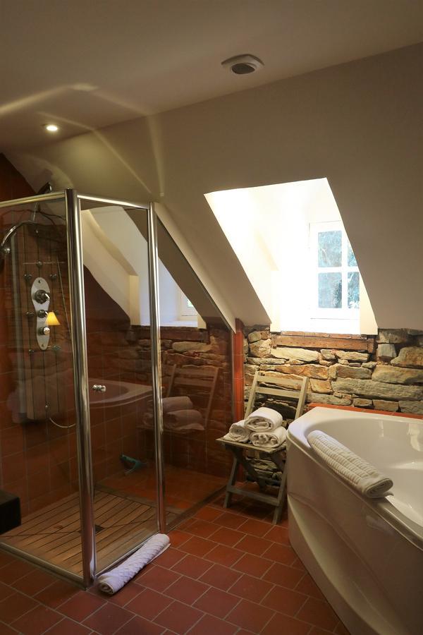 Cottage Du Manoir De Tregaray Sixt-sur-Aff Dış mekan fotoğraf